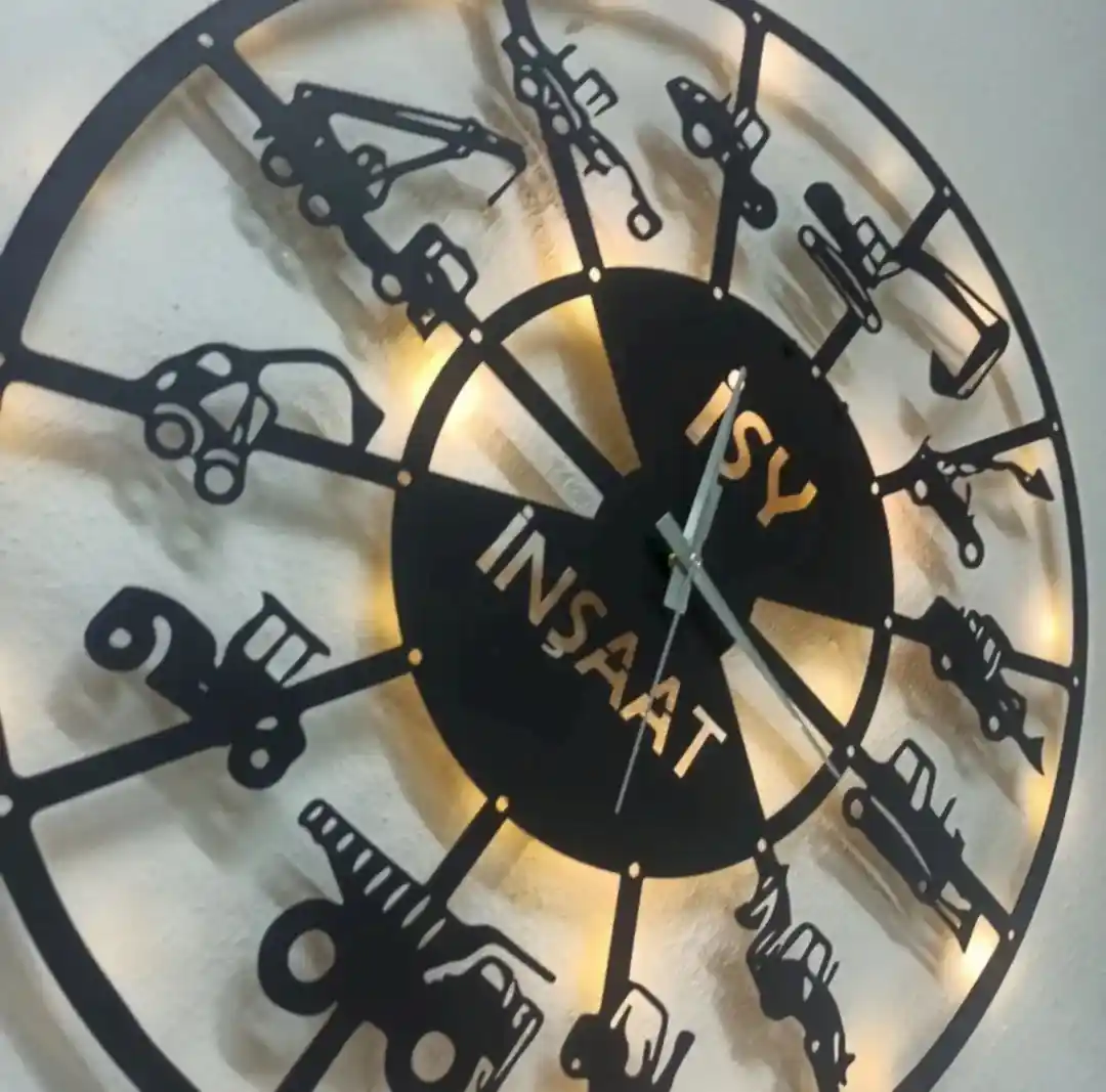 İş makineleri temalı isimli LED ışıklı dekoratif duvar saati
