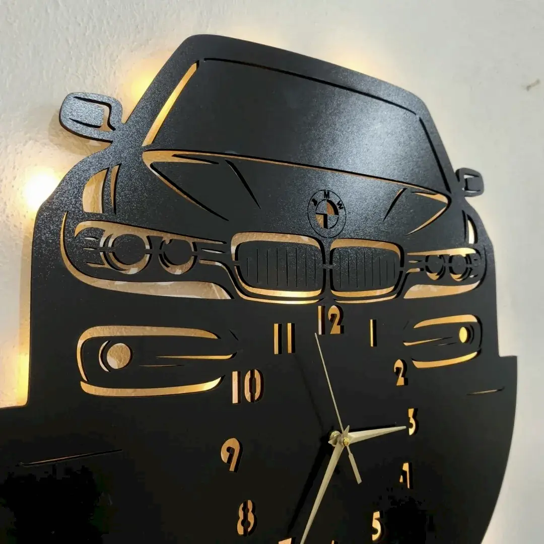 BMW tasarımlı LED ışıklı isim yazılabilir dekoratif duvar saati