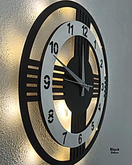 Beyaz çemberli ışıklı modern 5 çizgili dekoratif duvar saati