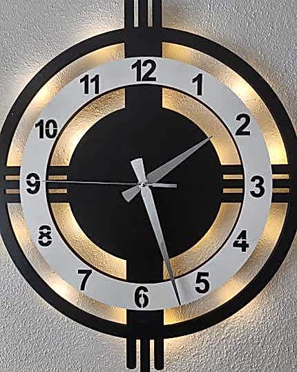 Beyaz çemberli ışıklı modern artı model 3 çizgili 48 cm dekoratif duvar saati